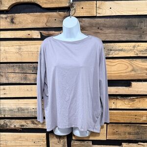 Lululemon Back In Action Long Sleeve
In Lavender‎ Grey Women’s Size 8